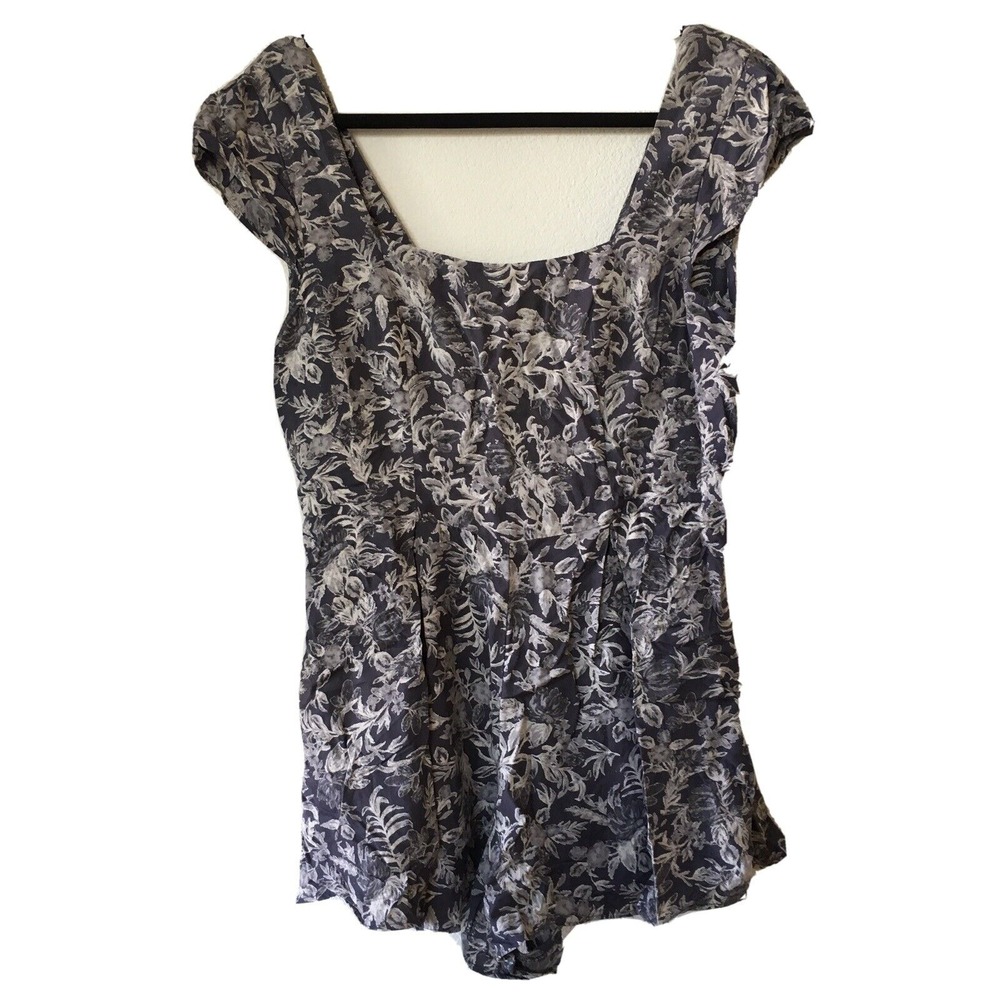 Kimchi Blue Anthropologie Gray Romper Floral Plant Square‎ Neck Cap Sleeves Sz 6